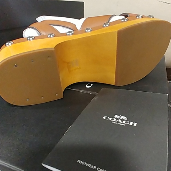 Coach Astor shoes - Picture 3 of 3